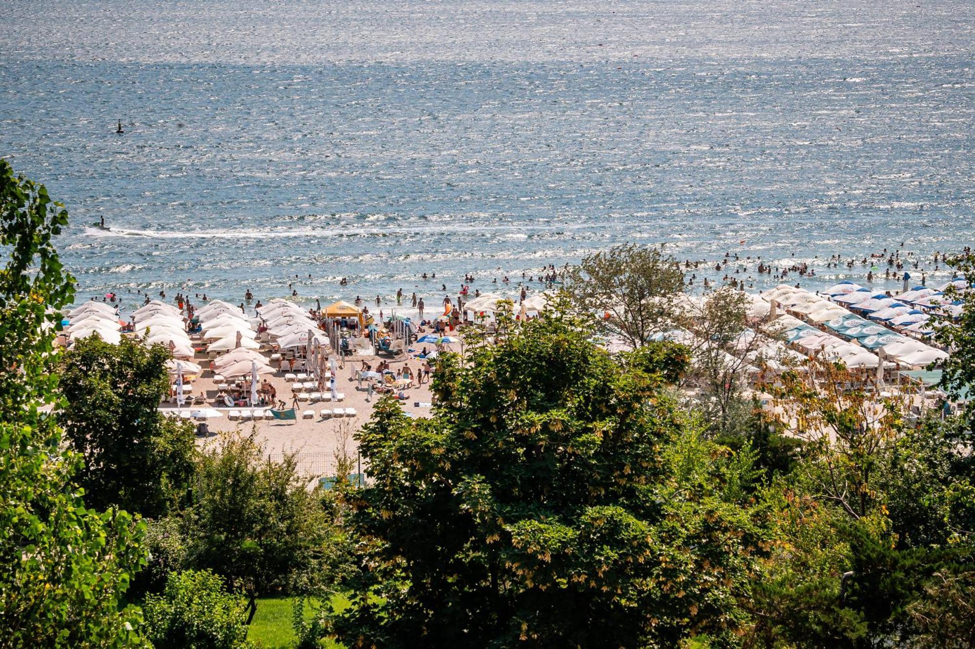 Aparthotel Amaris Eforie Nord Esterno foto